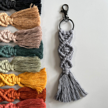 Load image into Gallery viewer, Classic macrame keychain