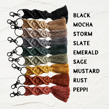 Load image into Gallery viewer, Classic macrame keychain
