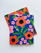 Load image into Gallery viewer, Wavy Daisy Notebook Duo