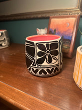 Load image into Gallery viewer, Sgraffito mug #21