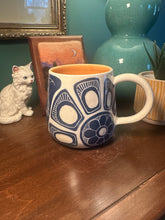 Load image into Gallery viewer, Sgraffito mug #26