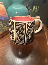 Load image into Gallery viewer, Sgraffito mug #22 - cat in window