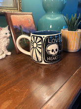 Load image into Gallery viewer, Sgraffito mug #29 - Talking Heads