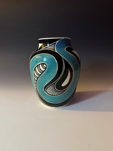 Turquoise swirl pot