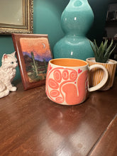Load image into Gallery viewer, Sgraffito mug #8