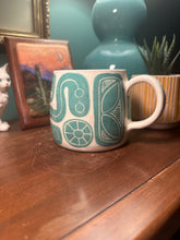 Load image into Gallery viewer, Sgraffito mug #16